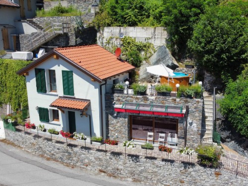 Holiday home - 6 persons -  - 22014 - Dongo