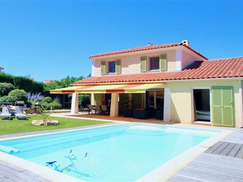 Holiday Home/Apartment - 8 persons -  - 83520 - Roquebrune-Sur-Argens