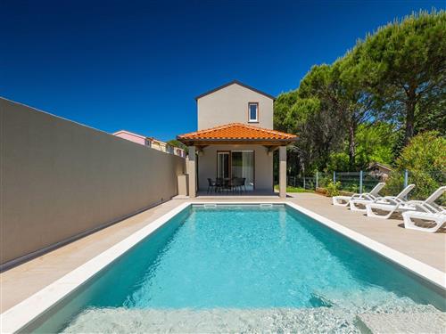 Holiday home - 4 persons -  - Pula/Banjole - 52100