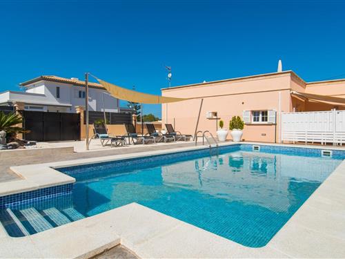 Holiday Home/Apartment - 6 persons -  - Calle Besso - Elionor, Cala Ratjada - 07590 - Cala Ratjada