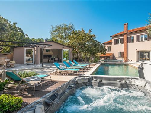 Feriehus - 8 personer -  - Borik - 52100 - Pula