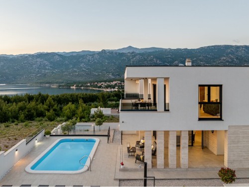 Feriehus - 8 personer -  - Kralja Petra Kresimira IV - Starigrad Paklenica - Rovanjsk - 23243 - Rovanjska