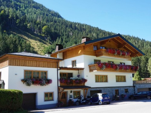 Holiday apartment - 2 persons -  - 5542 - Flachau