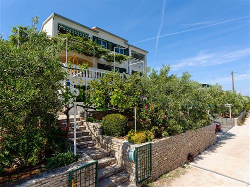 Ferieleilighet - 3 personer -  - Obala Krušice - 21432 - Stomorska