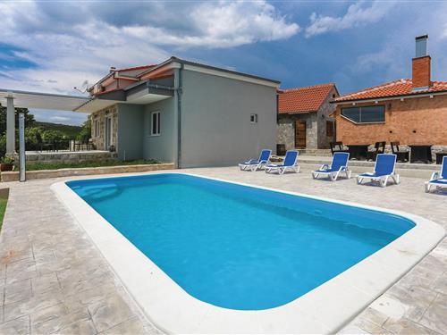 Sommerhus - 7 personer -  - Vucice - Split-Dugobabe - 21202 - Dugogabe