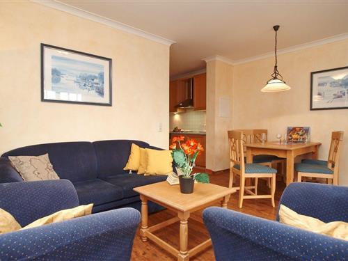 Holiday Home/Apartment - 6 persons -  - Ostseeallee - 18225 - Ostseebad Kühlungsborn