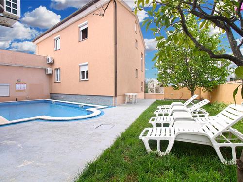 Holiday Home/Apartment - 5 persons -  - peroj 342 (44.947900, - 52212 - Peroj