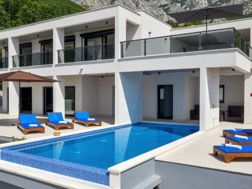 Holiday home - 6 persons -  - 21320 - Bast