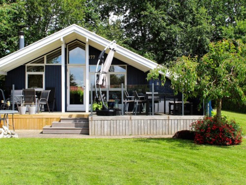 Holiday home - 8 persons -  - Pøt Strandby - Pøt Strandby - 7130 - Juelsminde