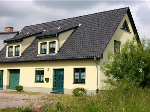 Holiday Home/Apartment - 2 persons -  - 17438 - Wolgast