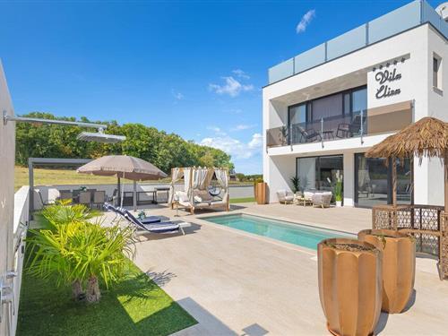 Holiday home - 8 persons -  - Piantade - Porec-Vrvari - 52440 - Vrvari