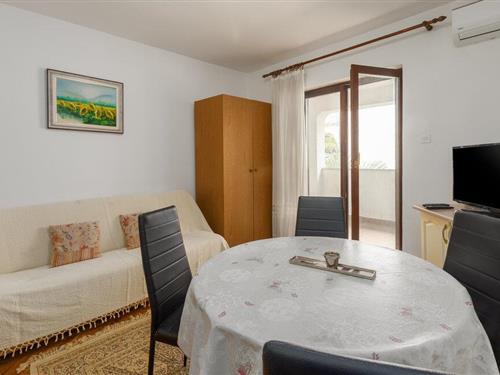 Holiday apartment - 3 persons -  - Pulska - 52440 - Porec