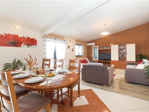 Villa - 11 personer -  - 21216 - Kastel Stari