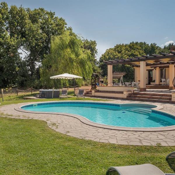 Emne nr.: 140-IRU358