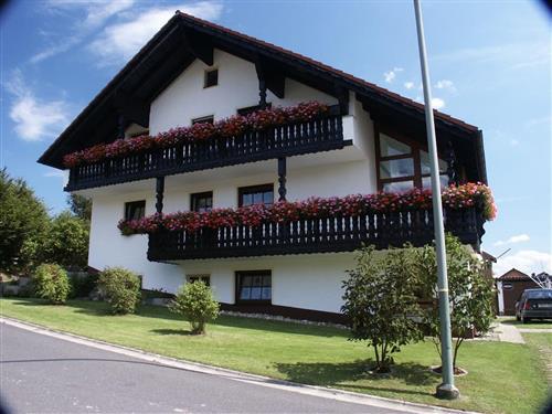 Holiday Home/Apartment - 4 persons -  - Buchenweg - 95695 - Mähring