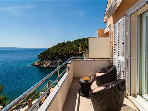 Holiday apartment - 2 persons -  - Kalina - Brac - Milna - 21405 - Milna