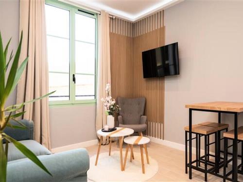 Holiday apartment - 6 persons -  - 06000 - Nice