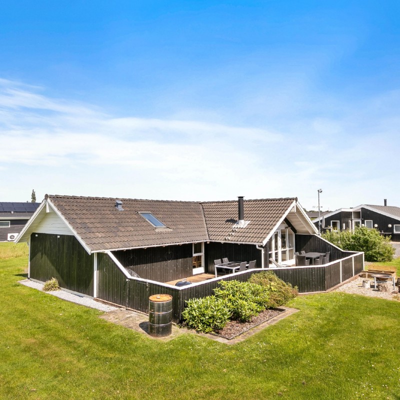 Sommerhus - 5 personer -  - Blomstervænget - Bork Havn - 6893 - Hemmet Strand