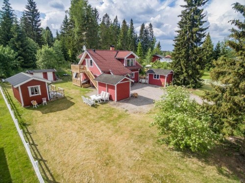 Sommerhus - 10 personer -  - Lomstigen - Köping - 731 15 - Kolsva