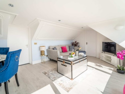 Holiday apartment - 5 persons -  - NR31 6DJ - Gorleston-On-Sea