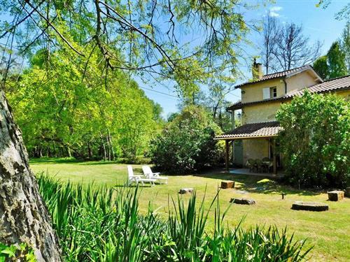 Holiday home - 6 persons -  - Voie Sarah Bernhart - 24100 - Bergerac