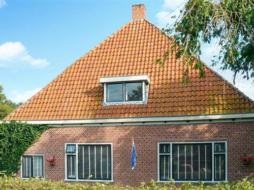 Holiday home - 10 persons -  - Pastorijstrjitte - 9141 VC - Wierum