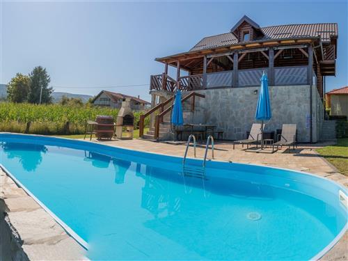 Sommerhus - 8 personer -  - Donja Stubica - 49240