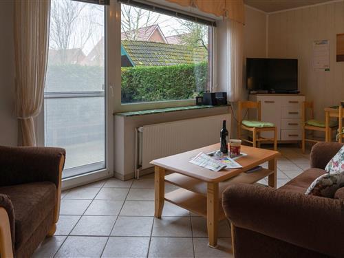 Holiday Home/Apartment - 4 persons -  - Im Gastfeld - 26427 - Werdum