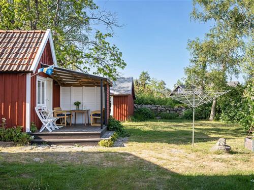 Holiday home - 2 persons -  - Bergkvara - 38540