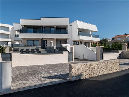 Holiday home - 12 persons -  - Pag/Novalja - 53291