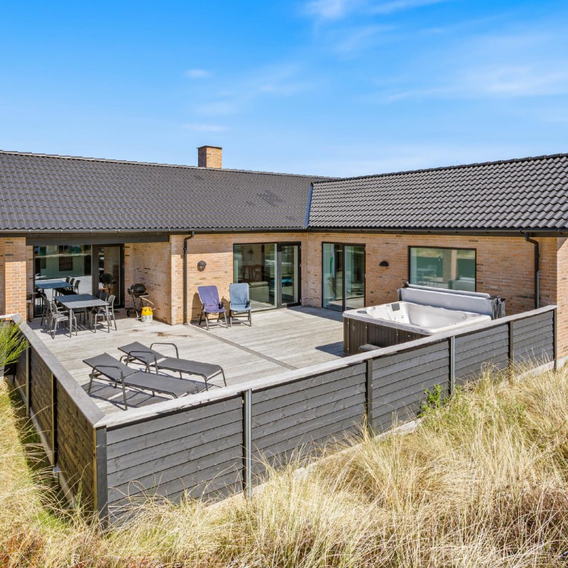 Sommerhus - 8 personer -  - Fyrmarken - Nr. Lyngvig - 6960 - Hvide Sande