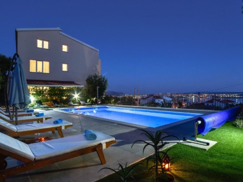 Feriehus - 15 personer -  - Sela - Trogir-Kastel Sucurac - 21212 - Kastel Sucurac