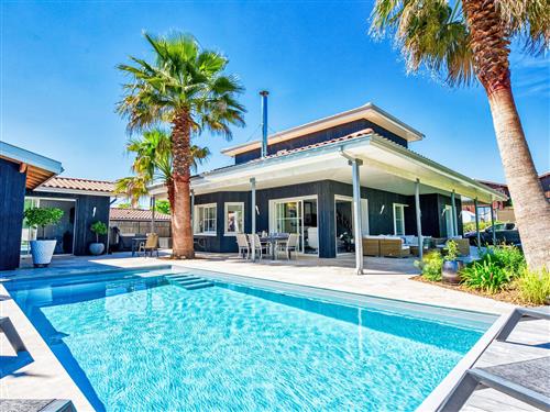 Holiday home - 8 persons -  - Gujan-Mestras - 33470