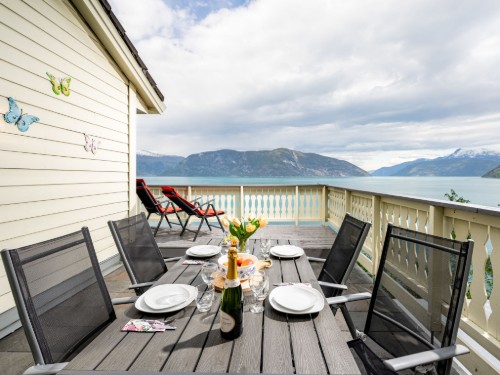 Feriehus - 6 personer -  - 6896 - Fresvik
