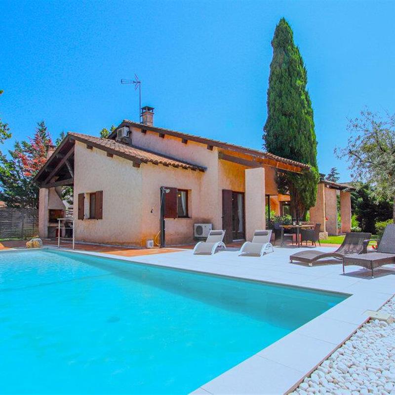 Sommerhus - 9 personer -  - Rue Duquesne - 69330 - Meyzieu