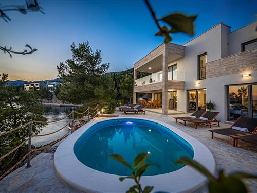 Holiday Home/Apartment - 10 persons -  - Jose Dokoze - Starigrad Paklenica-Starigrad - 23244 - Starigrad