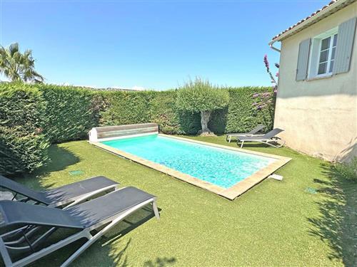 Holiday home - 6 persons -  - Sainte Maxime - 83120