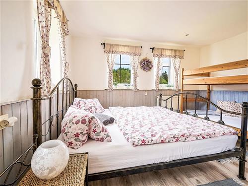 Sommerhus - 8 personer -  - Smržovka - 468 51