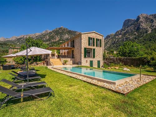Holiday home - 6 persons -  - C/ Soller Fornalutx, KM - 07120 - Sóller
