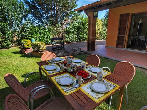 Holiday Home/Apartment - 14 persons -  - 52044 - Chianacce