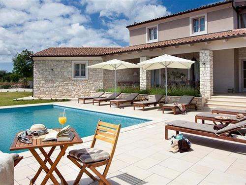 Sommerhus - 8 personer -  - Divsici - 52206 - Divsici