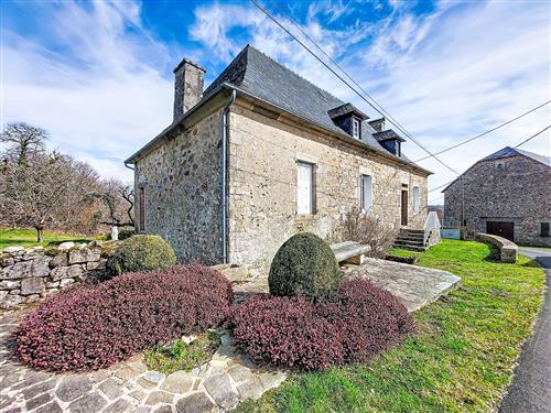 Holiday home - 2 persons -  - St-Martin-La-Meanne - 19320