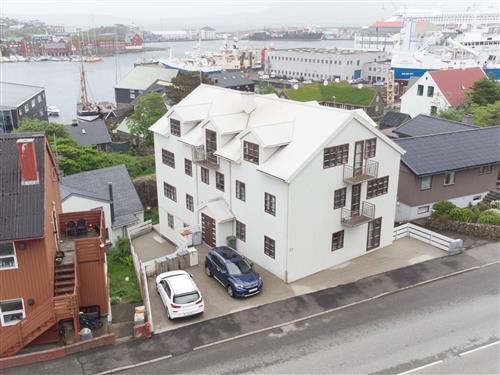 Holiday Home/Apartment - 3 persons -  - J. C. Svabosgøta 21, apartment - Faroe Isl Place - 0100 - Thorshavn.