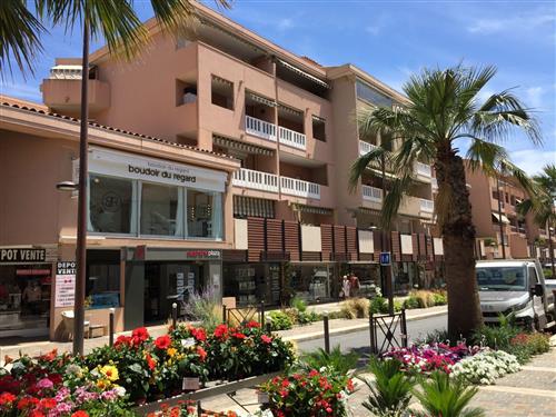 Holiday apartment - 4 persons -  - Sainte Maxime - 83120