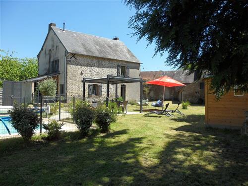 Holiday home - 5 persons -  - Saint-Hilaire - 23300