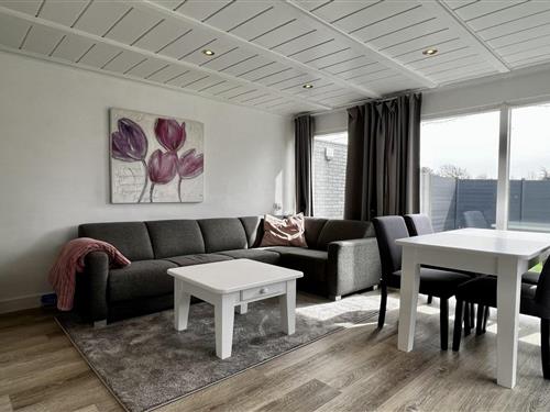 Holiday home - 5 persons -  - 1753 KD - Sint Maartenszee