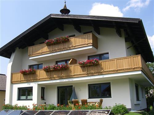Holiday Home/Apartment - 5 persons -  - Markt - 5441 - Abtenau
