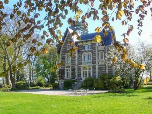 Holiday home - 14 persons -  - Chemin du Bel Event - 76740 - La Chapelle Sur Dun