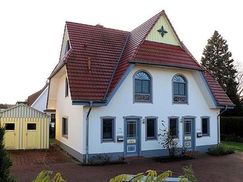 Holiday Home/Apartment - 5 persons -  - Rämel - 18374 - Zingst