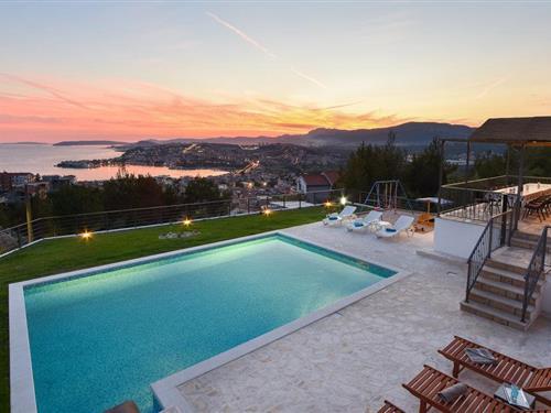 Holiday home - 15 persons -  - Put Starog Sela - Split-Strozanac - 21312 - Podstrana